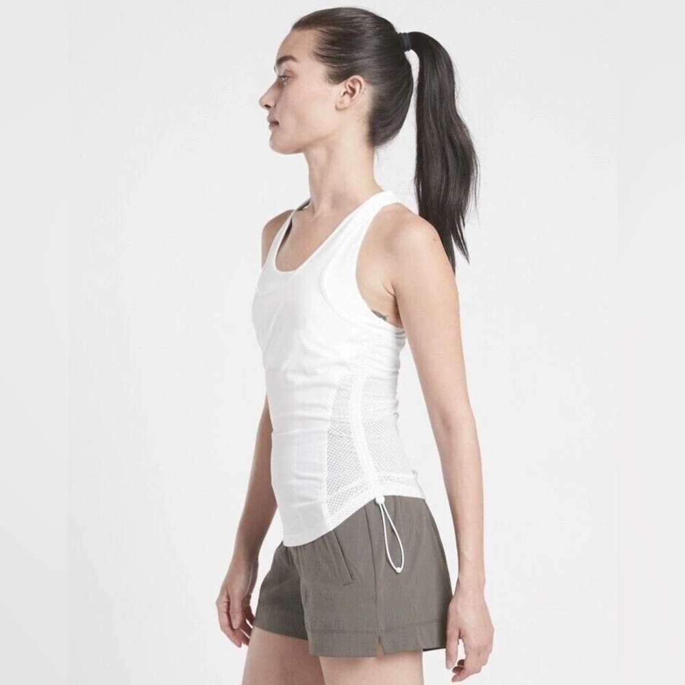 ATHLETA Women’s Yosemite Tank Top in White, Size‎ S